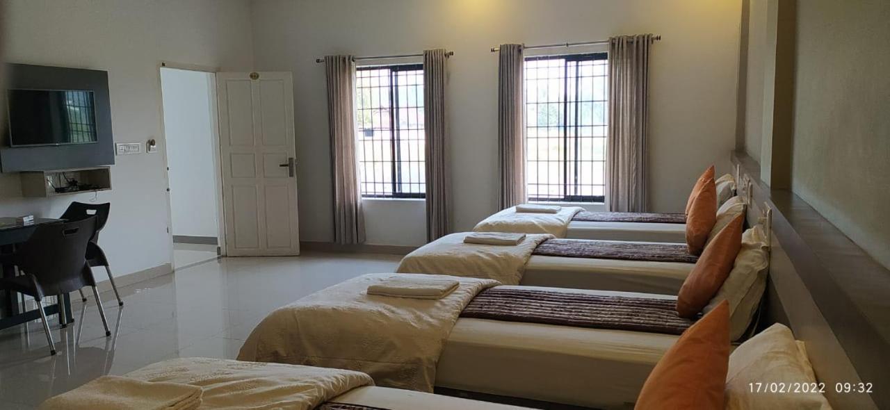 Alfa Inn Nedumbassery Kültér fotó