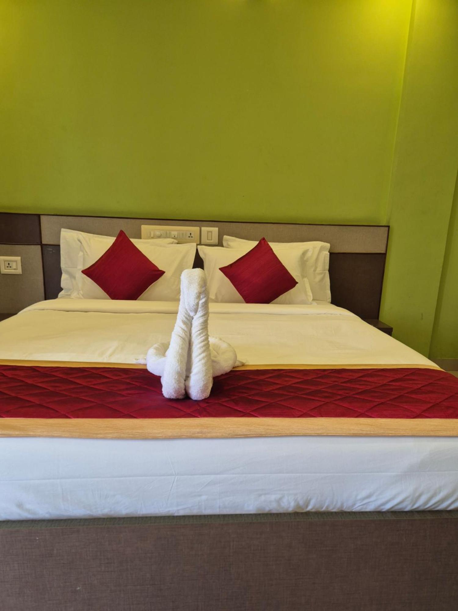 Alfa Inn Nedumbassery Kültér fotó